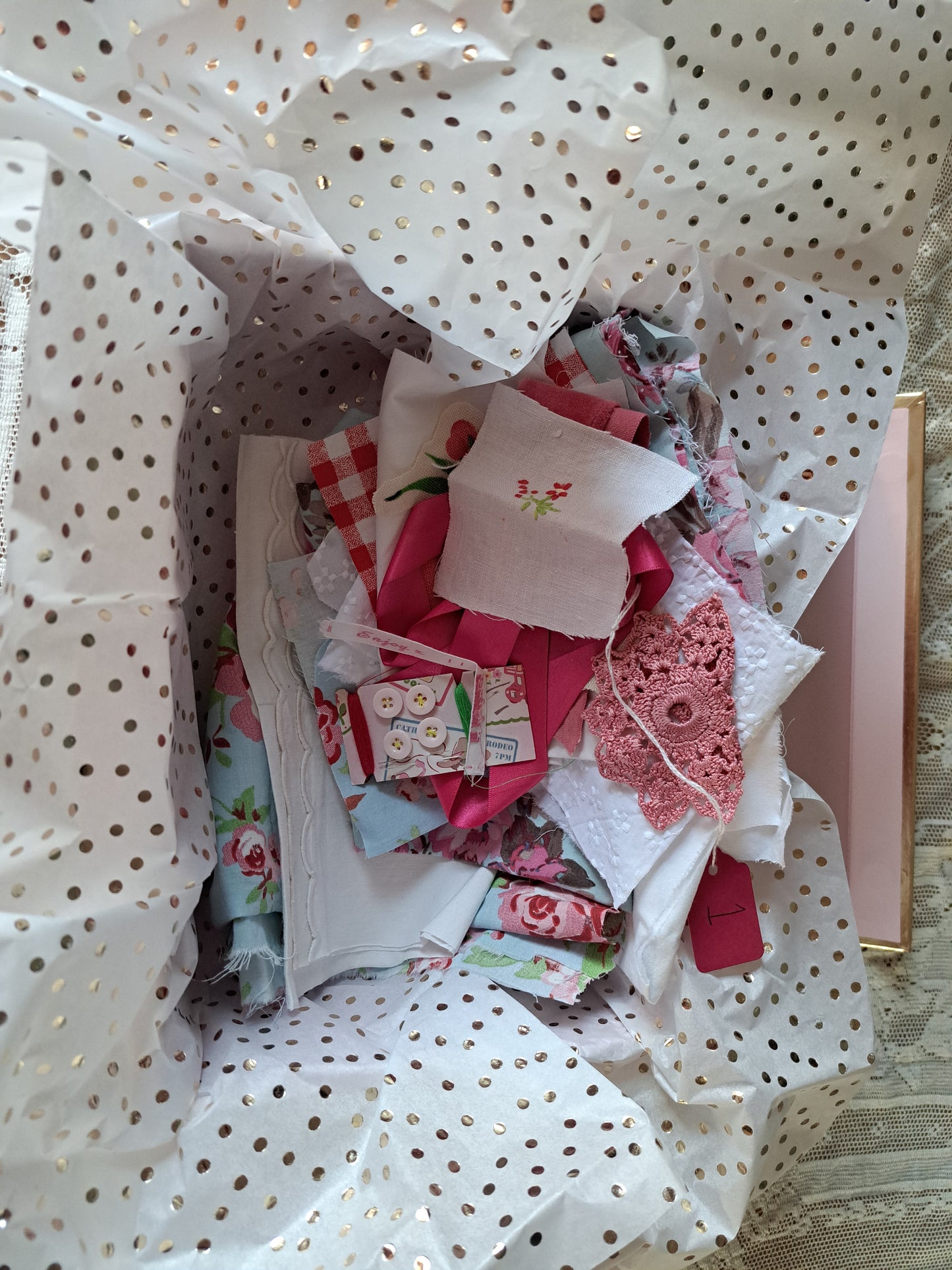 Red/pinks/creams/whites mixed Box shown for example if in a gift box extra charge note the lace tablecloth in all of the photos is only for styling not included in these packages
