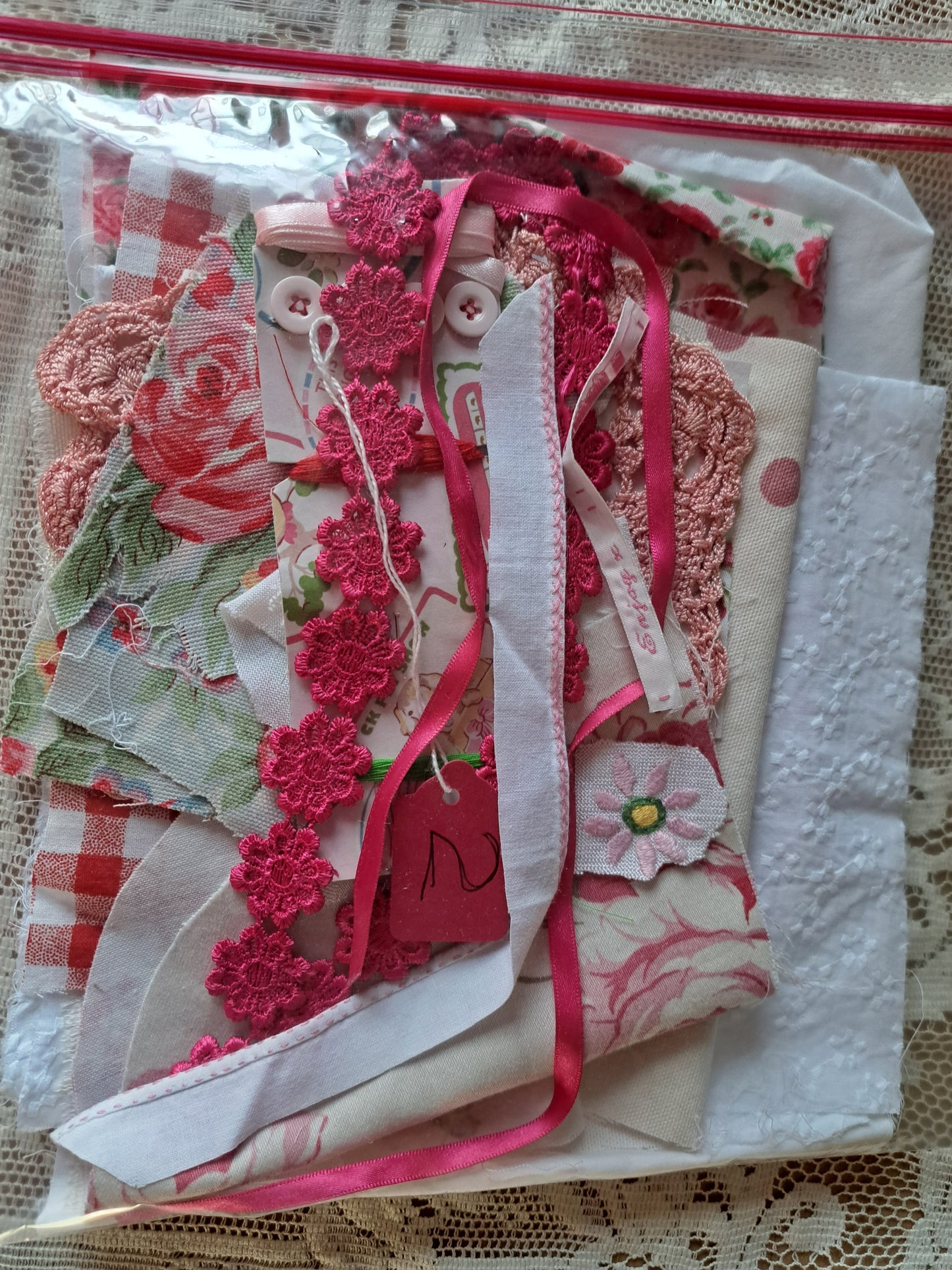 Red/pinks/creams/whites mixed note the lace tablecloth in all of the photos is only for styling not included in these packages