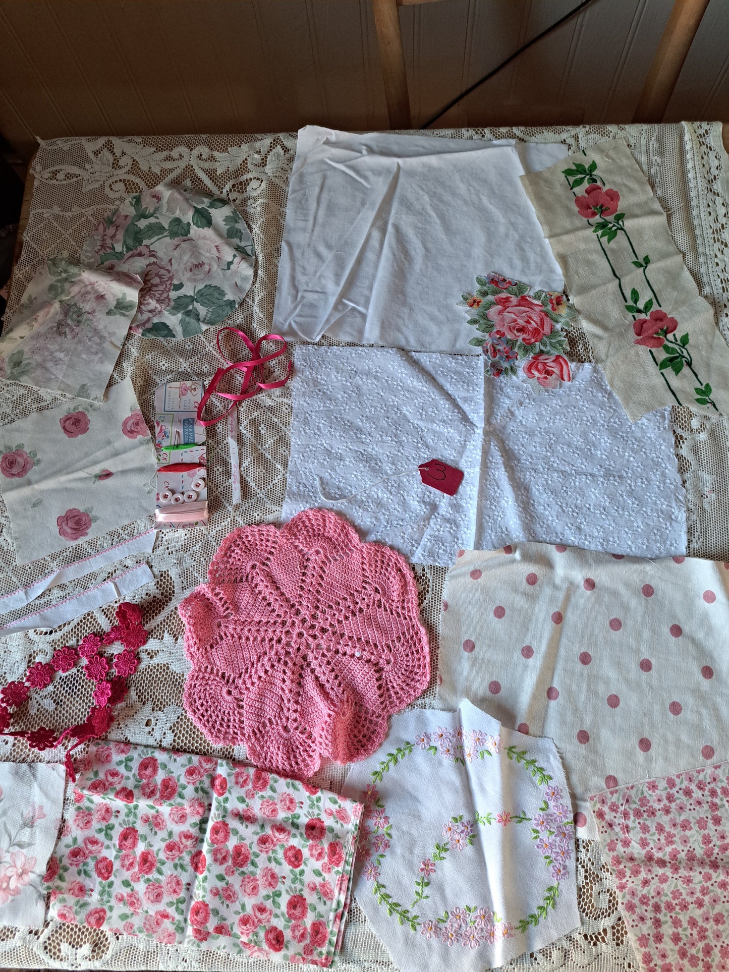 Red/pinks/creams/whites mixed note the lace tablecloth in all of the photos is only for styling not included in these packages