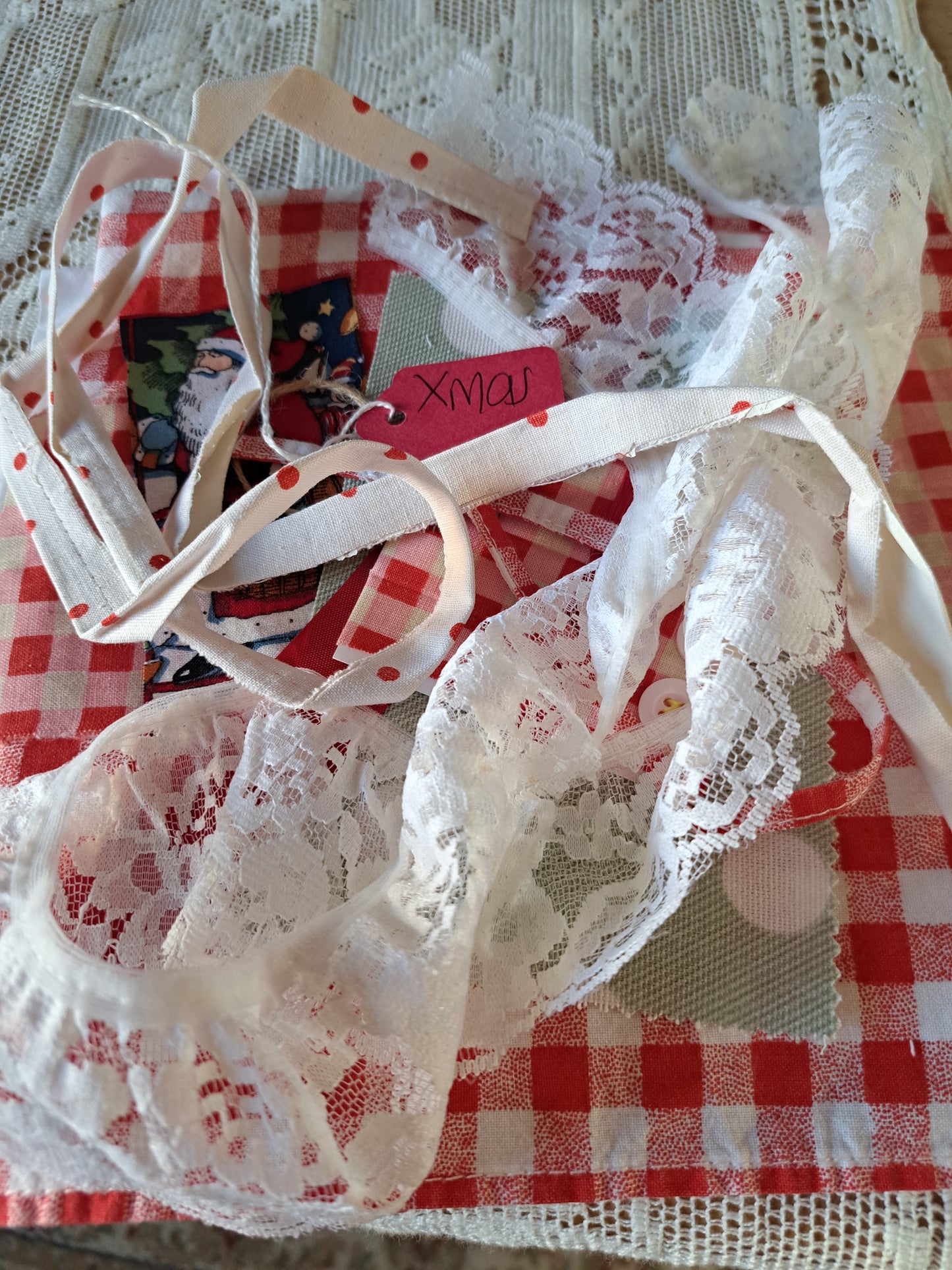 4 VERY SIMILAR PACKAGES WE WILL SEND YOU 1 PACKAGE THESE MAY DIFFER SLIGHTLY BUT ALL HAVE SIMILAR CONTENTS AND DESIGNS OR CUTS OF CLOTH ETC note the lace tablecloth in all of the photos is only for styling not included in these packages